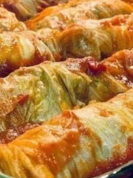 Mom’s Classic Stuffed Cabbage Rolls – The Best Recipe!