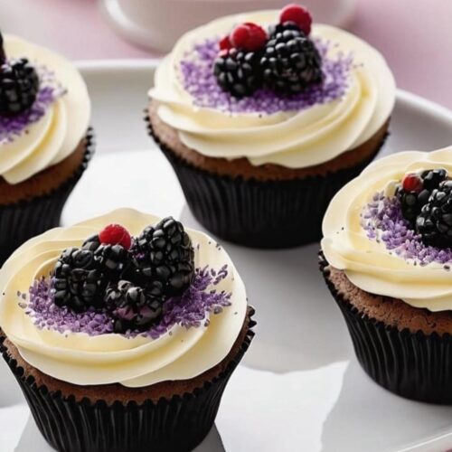 Gourmet Blackberry Cream Cupcakes