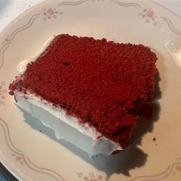 Red Velvet Pound Cake