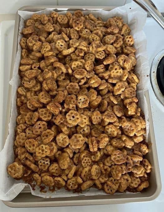 Churro Snack Mix Recipe